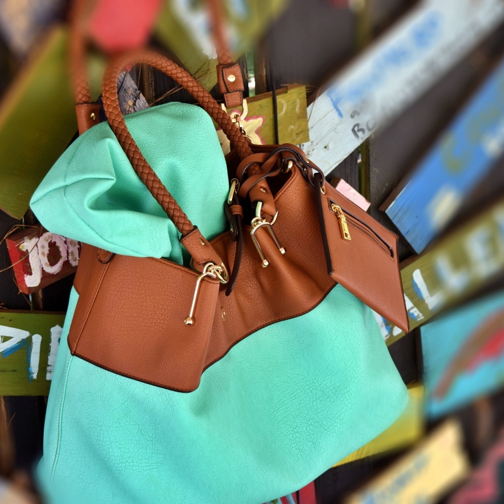 Mint Carry All Bag by Black Rivet